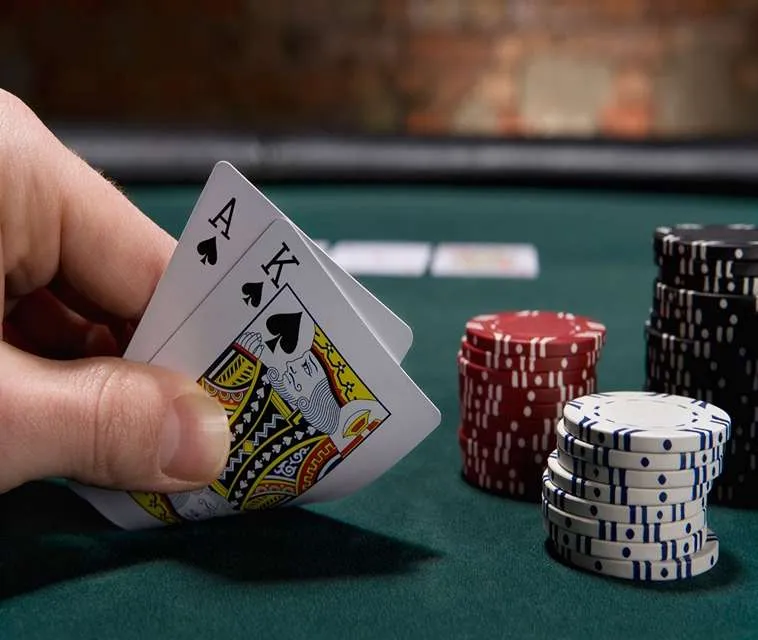 Poker Tại M8WIN: Luật Chơi, Cách Chơi & Mẹo Chiến Thắng